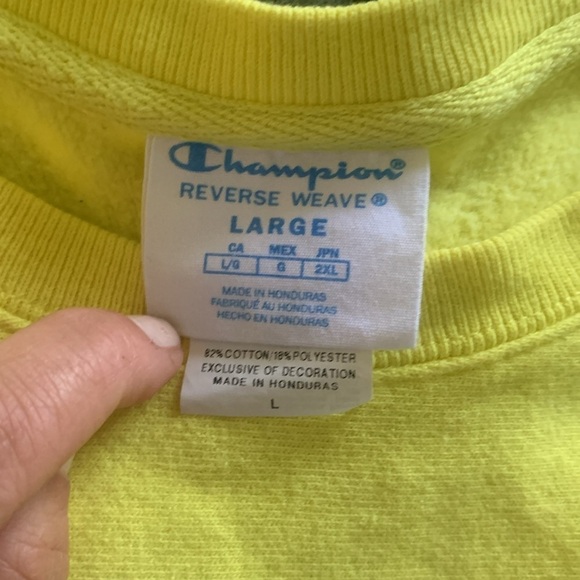 Champion Reverse Weave Yellow Crew Sweatshirt Pullover size L logo spell out - Picture 4 of 11